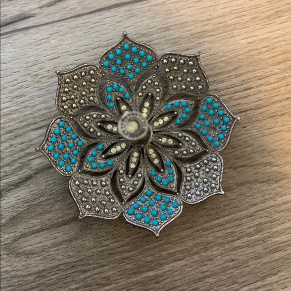 Ring Holder - Picture 4 of 4